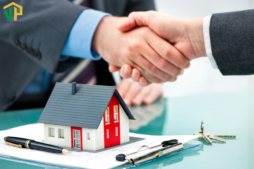 Xem xét hợp đồng kỹ lưỡng trước khi ký