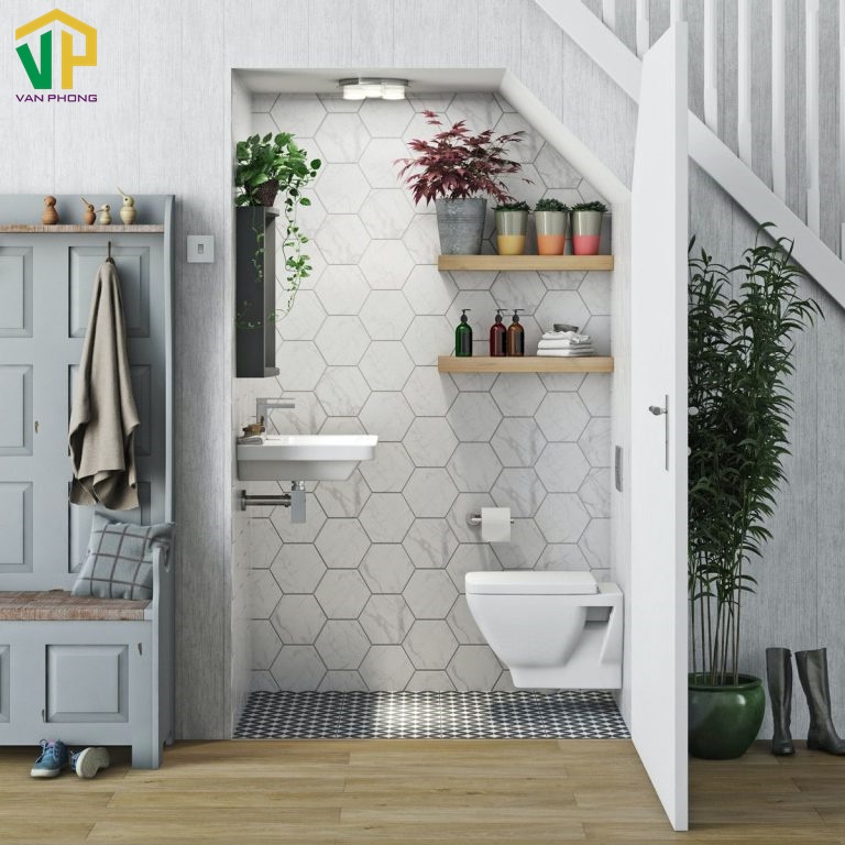 Thiết kế nhà vệ sinh hiện đại hợp phong thủy ngay gầm cầu thang